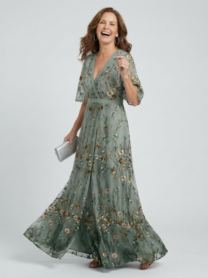 Selora | Floral Halter Neck Maxi Dress