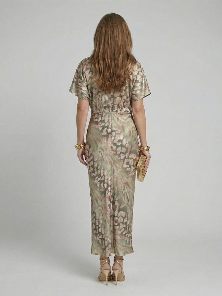 Harlow & Stone™ | Abstract Print V-Neck Midi Dress