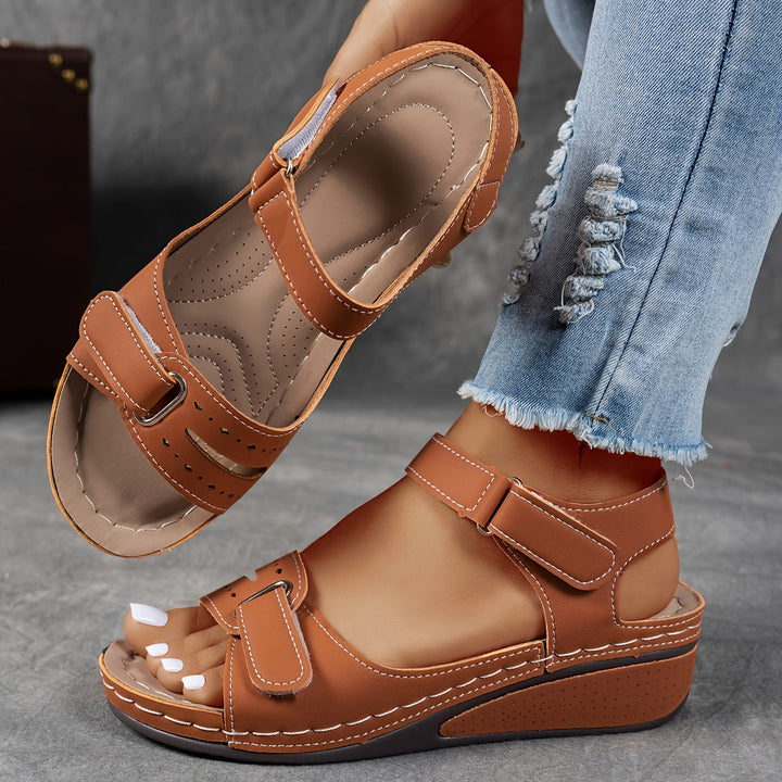 Madison | Fashionable orthopedic sandal