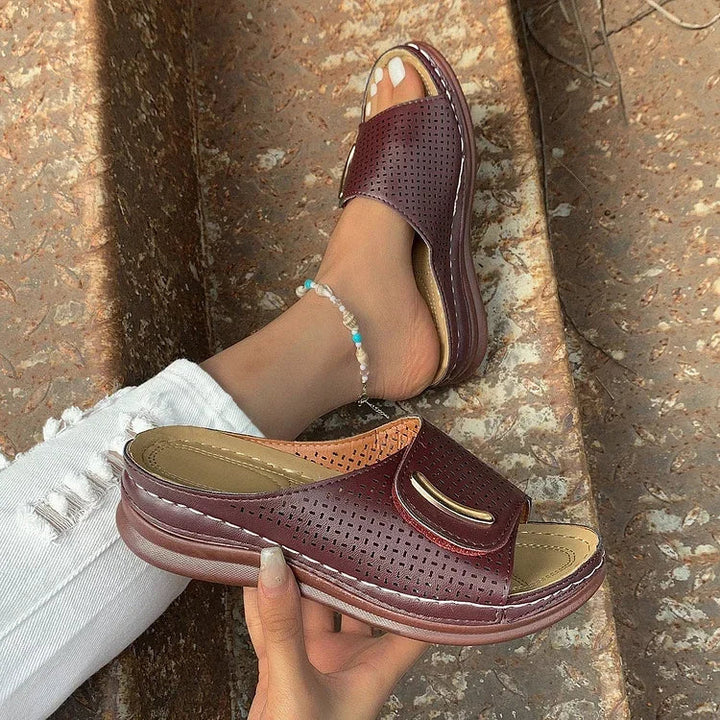 Joanna - Classic Urban Sandals