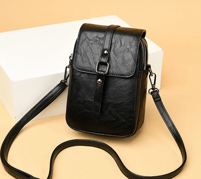 Multifunctional Women's Bag in Soft Leather