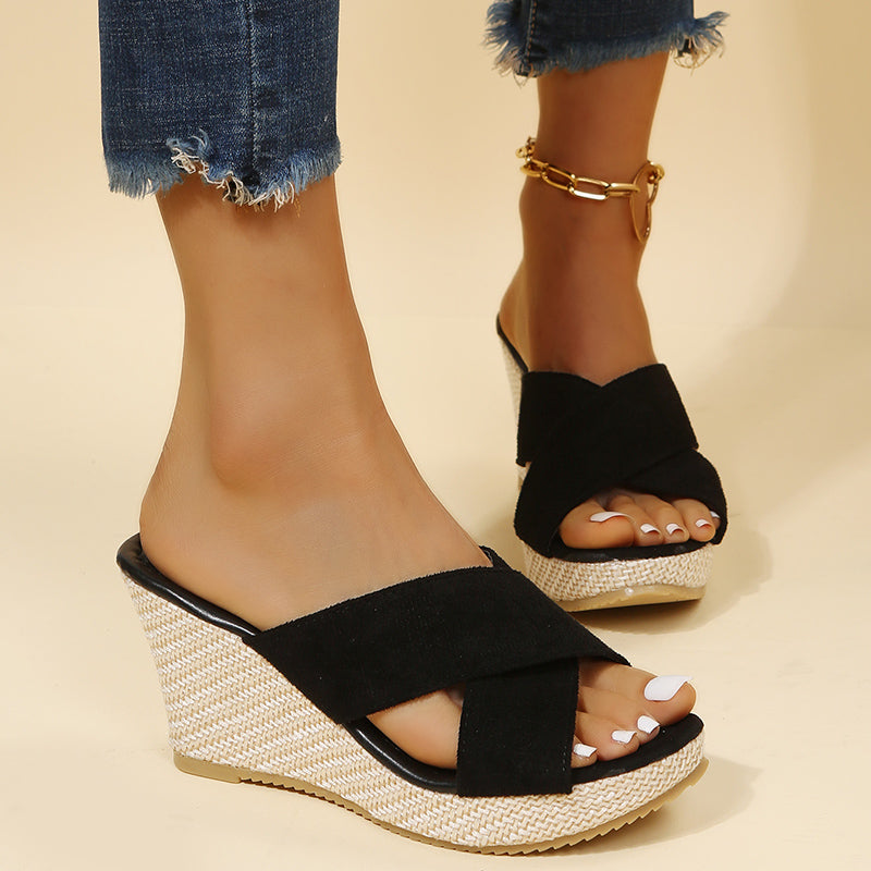 Carla - Relaxed Wedge Sandals
