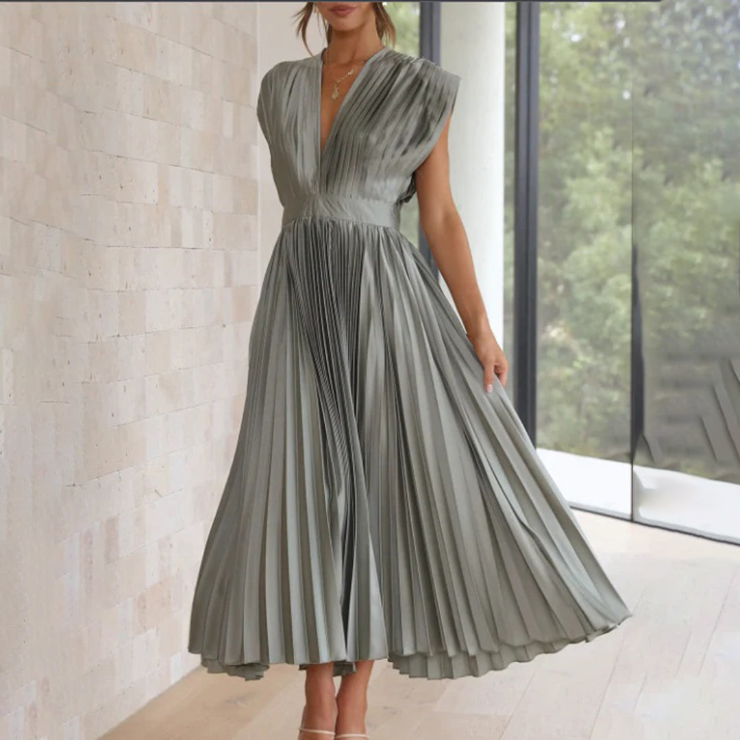Stella & Grace™ | Timeless Pleated Midi Dress