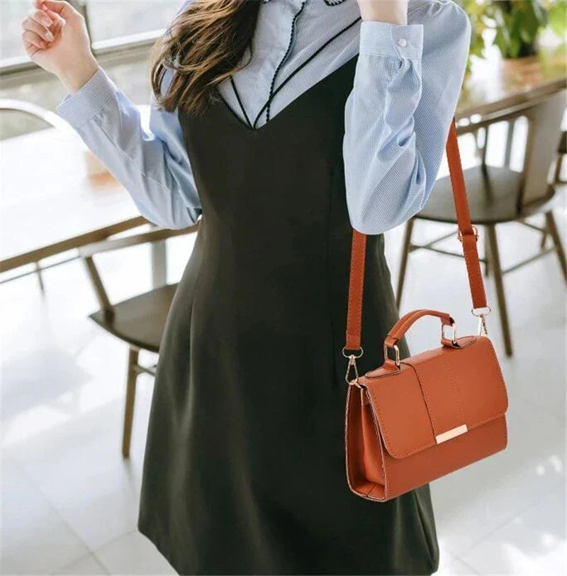 Chic Retro Crossbody Bag for Women | High-Quality Faux Leather