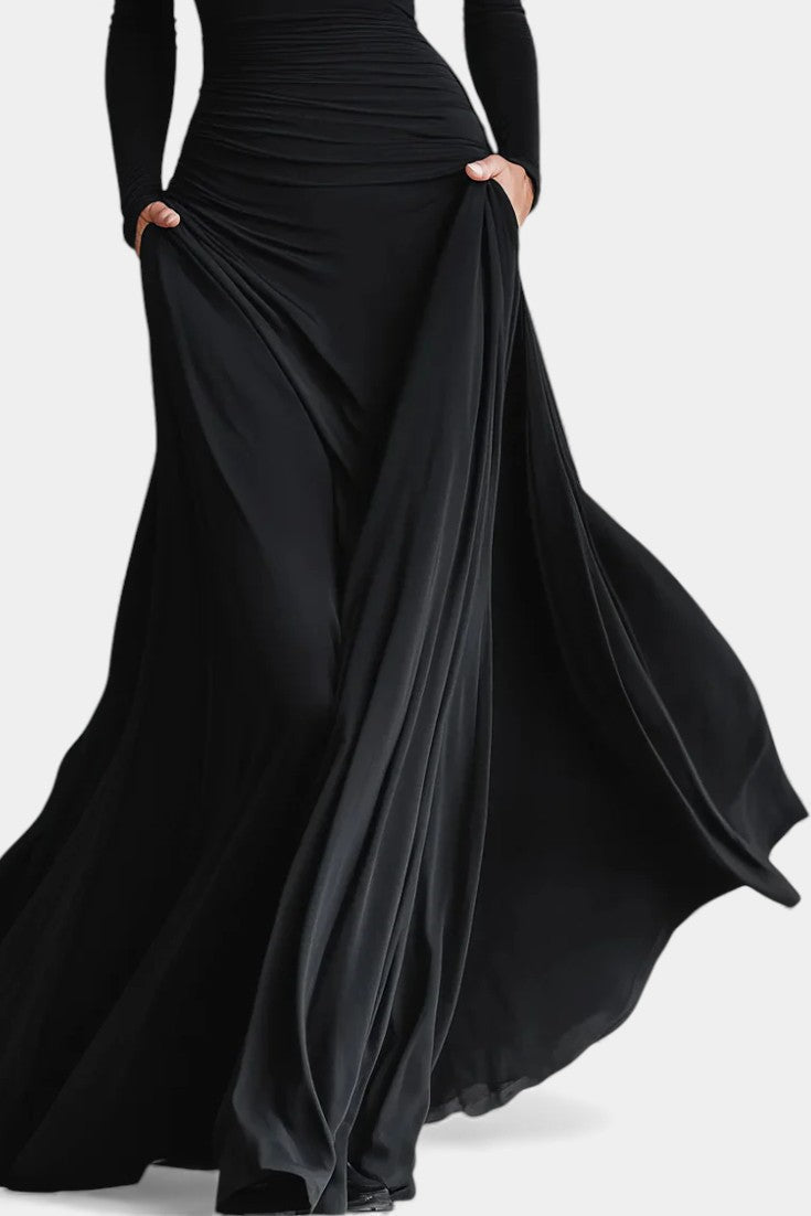 Stelline Long Pleated Dress in Modern Black Crepe
